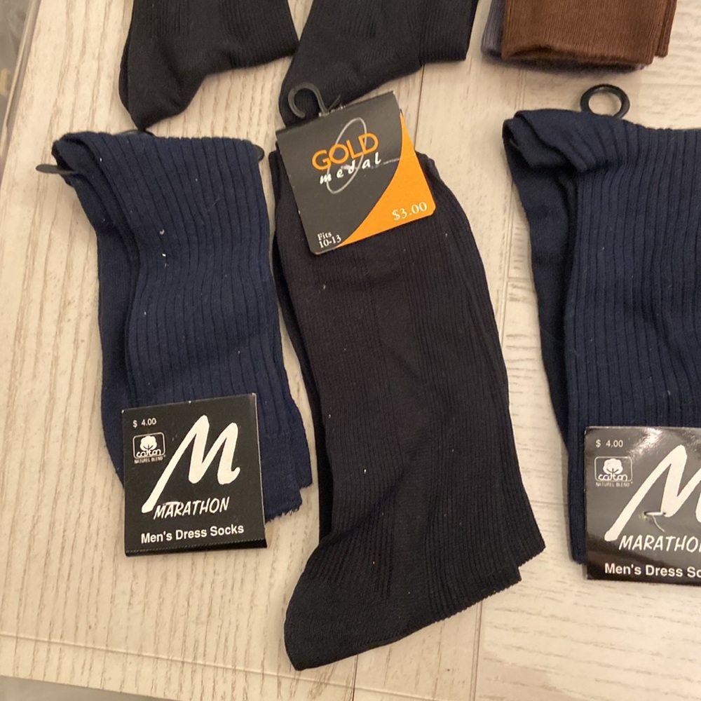 NWT Bundle of 13 men’s socks - Picture 4 of 5